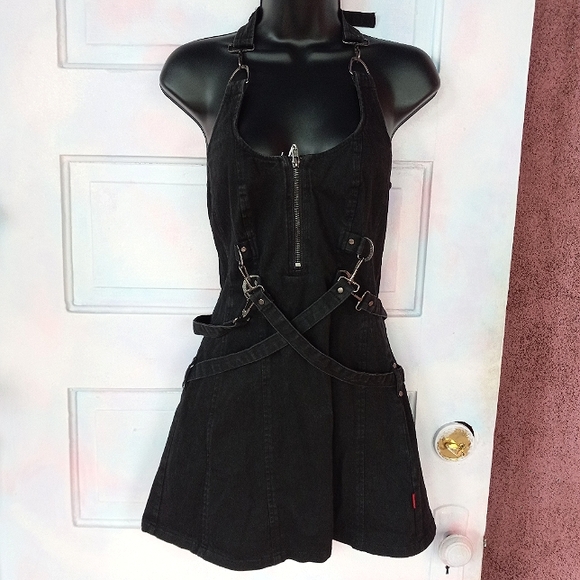Tripp nyc Dresses & Skirts - Tripp nyc rare goth bondsge strap buckle halter dress! Stretchy!